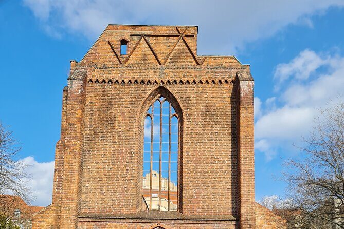 Adventurous Berlin with Street Art and Medieval History - Detailed Breakdown of the Itinerary