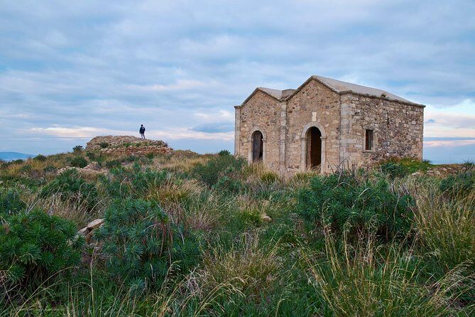 Aegina - Walking Tour At Paliachora ( Mediavil Capital Of Aegina ) - Who Will Enjoy This Tour?