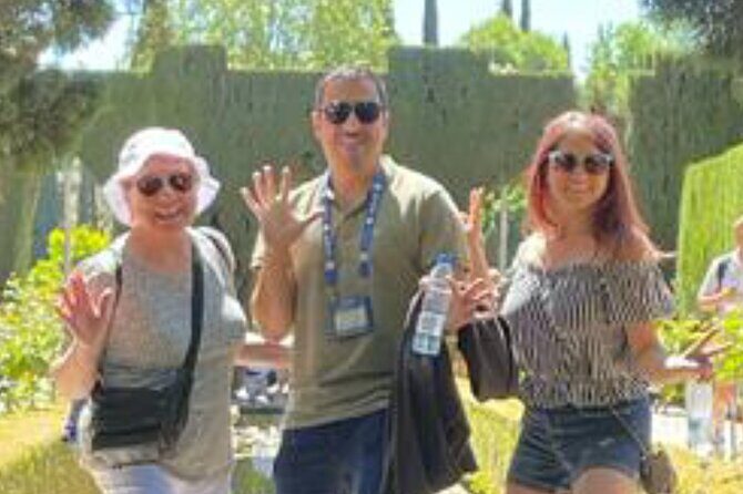 Alhambra, Nasrid Palaces, Generalife & Alcazaba Private Tour - What Makes This Tour Stand Out?