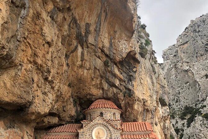 All day road trip from the North mountains to the South beaches - Who Should Consider This Tour?