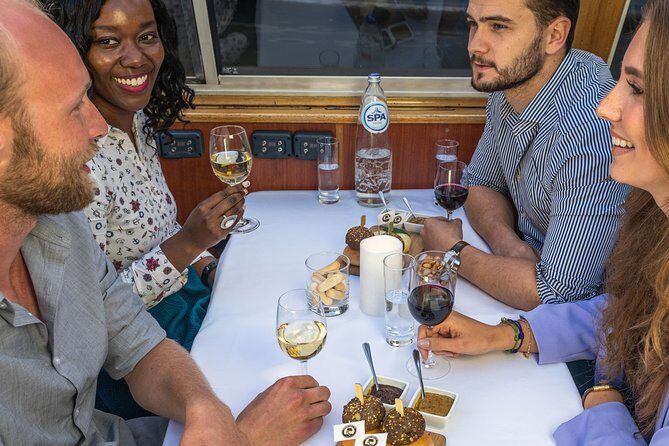 Amsterdam Wine and Cheese Evening Cruise - Who Will Love This Cruise?