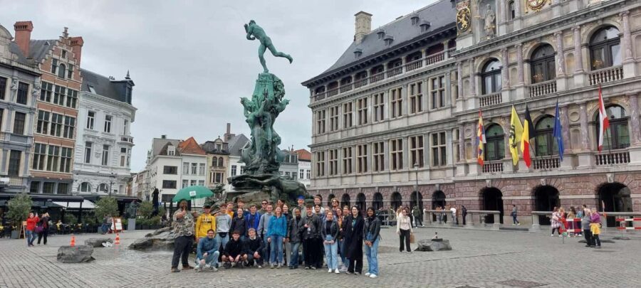 Antwerp: Historical Walking Tour in the Old City - What to Expect on the Tour