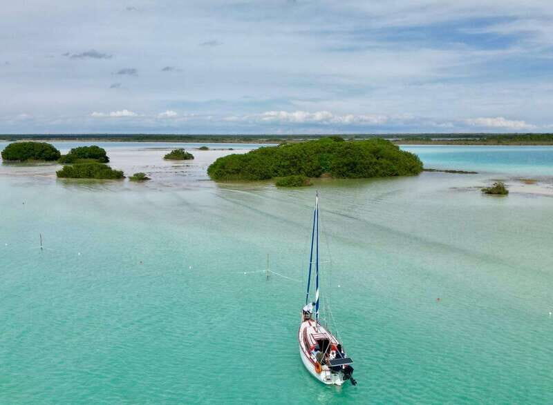 Bacalar: 4hr Private Sailing Tour with Guacamole & Drinks - Who Will Love This Tour?