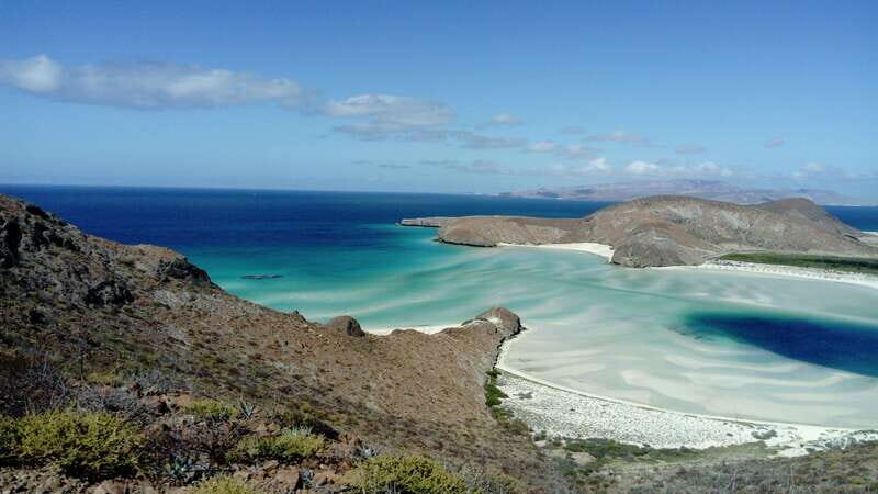 Balandra Adventure: Hike, Kayak, and Snorkel - Authenticity and Expert Guidance