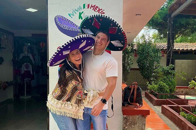 Balloon Flight with Breakfast and Transportation Option from CDMX - Breakfast in La Cueva Teotihuacán