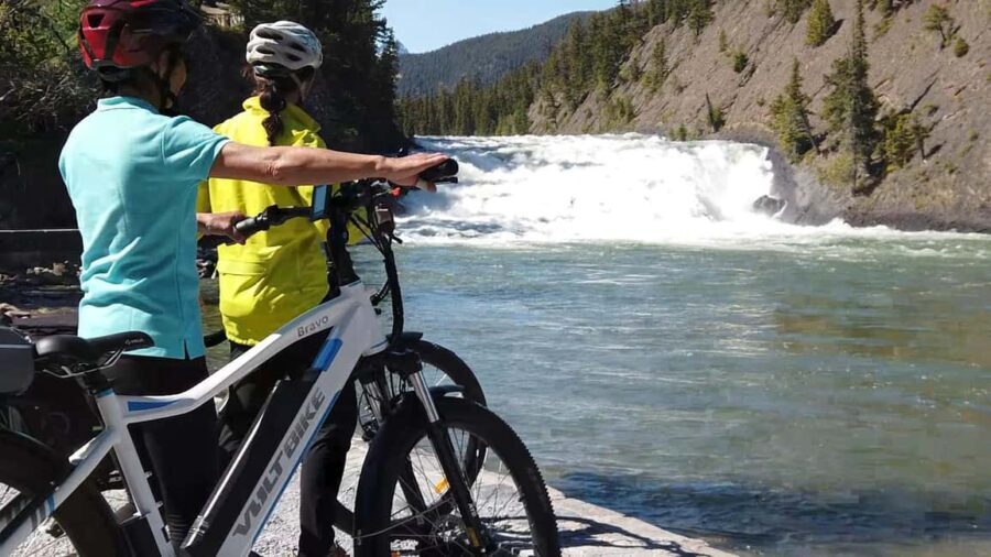 BANFF EVENING eBIKE WILDLIFE TOUR - An In-Depth Look at the Banff Evening eBike Wildlife Tour