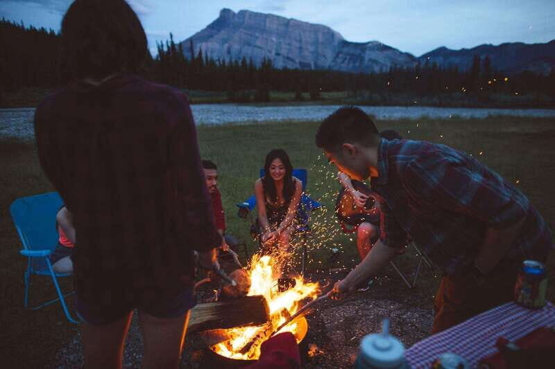 Banff: REMOTE Campfire Experience with Evening Walk - 2hrs - Who Is This Tour Best For?