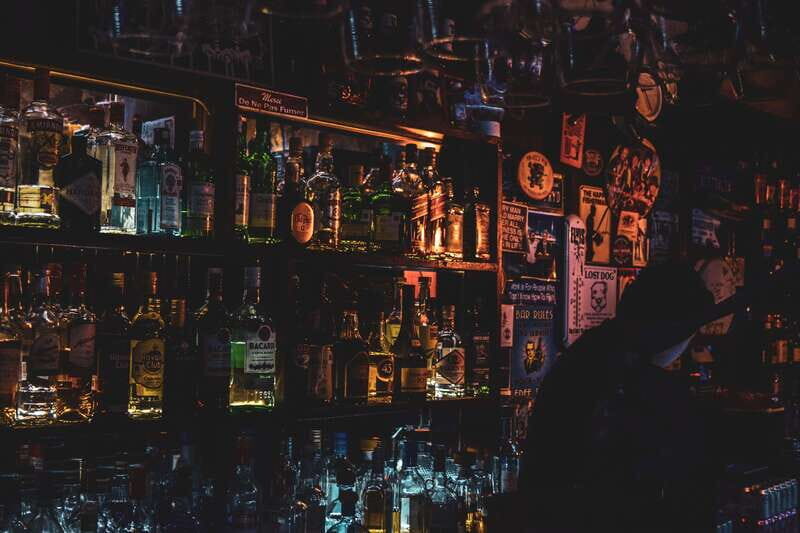 Barba Negra Bar with Live Rock Music Show! - Who Should Visit?