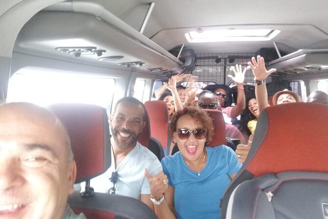 Barcelona Private Half-Day Sightseeing Tour in with Hotel Pick-up - The Experience: What to Expect from This Private Tour