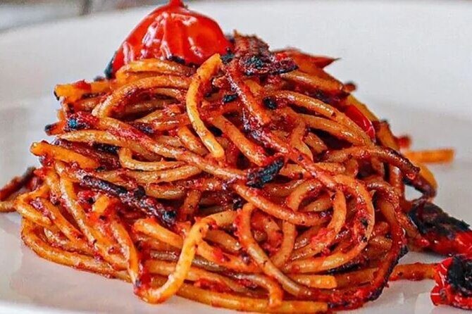 Bari Street Food Private Tour With A Local Guide - The Food: A Feast for the Senses