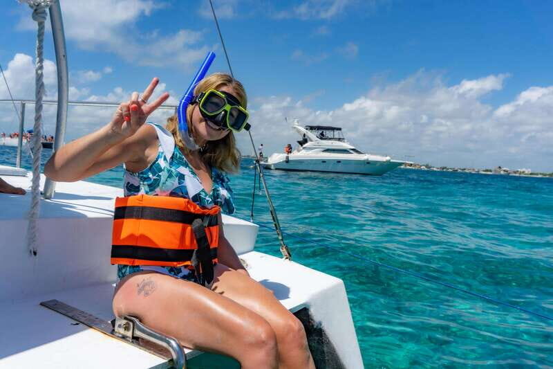 Basic Tour Isla Mujeres and Open bar - Deep Dive into the Itinerary