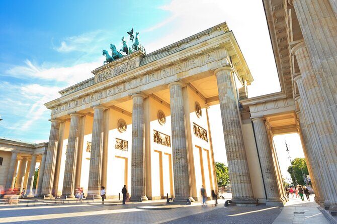 Berlin Highlights Self guided scavenger hunt and Walking Tour - The Experience in Detail