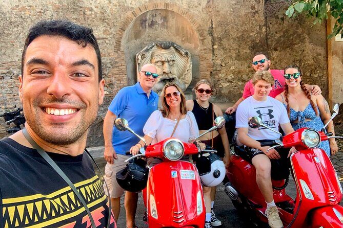 Best of Rome Vespa Tour with Francesco (Official Licensed Guide) - What Sets This Tour Apart