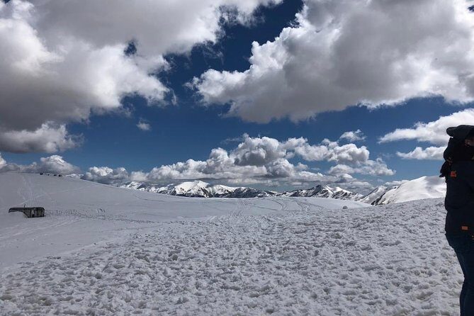 Bestseller Day Trip to Kazbeg/Gergeti Delicious Lunch at Rooms - The Experience in Practice