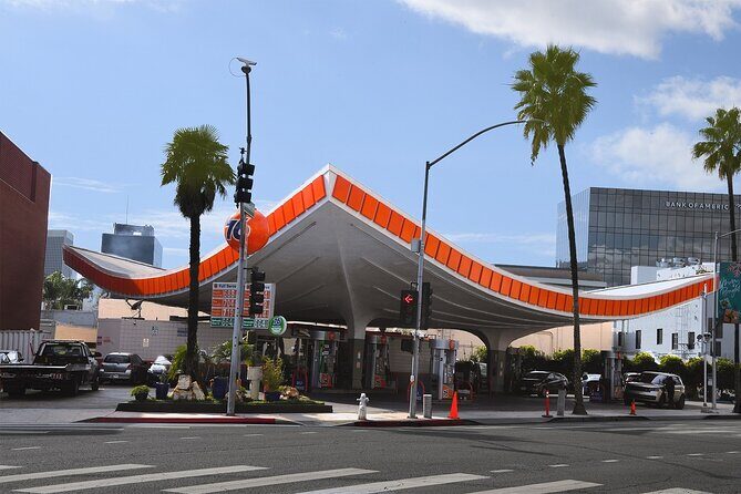 Beverly Hills on Foot Self Guided Audio Tour - The Value of a Self-Guided Tour