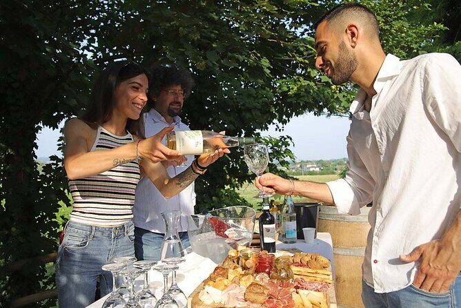 Biodynamic Farm and Natural Wines Tasting in Lazise - Is It Worth the Price?