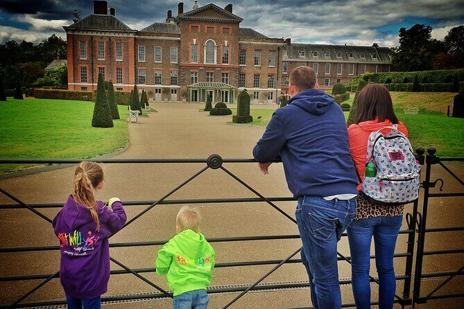 Black Cab Tour of London - Narrated Taxi Tour Guide - History Sightseeing - Authentic Experiences and Guest Feedback