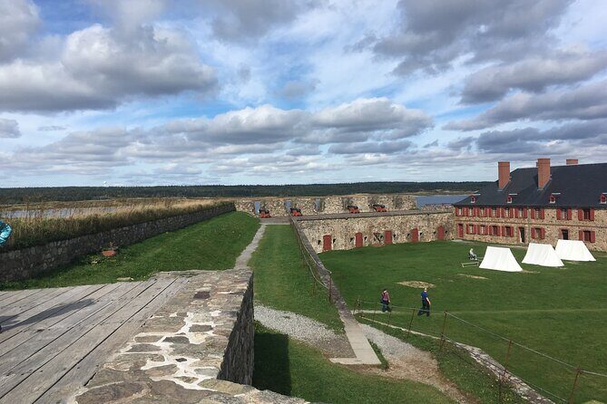 Black Wood Tours: Fortress of Louisbourg Tour - Practical Considerations