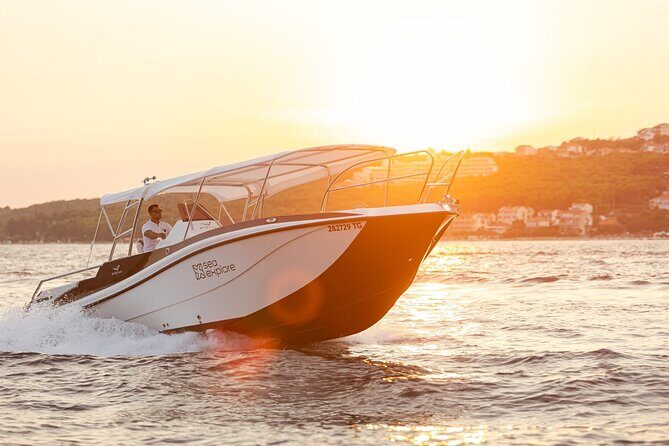 Blue Lagoon and 3 Islands Half Day Tour by Speed Boat - Trogir - A Deep Dive into the Experience