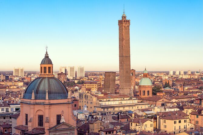 Bologna Scavenger Hunt and Highlights Self-Guided Tour - How the Itinerary Works: What to Expect