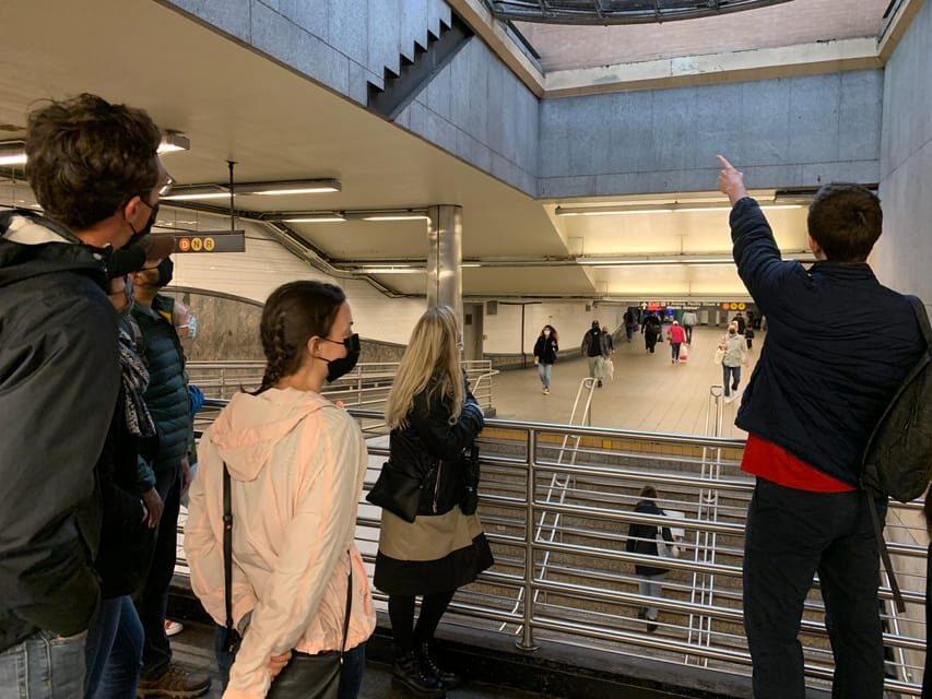 Brooklyn: Discover Hidden NYC Subway Secrets - Private - Design & Art in the Subway