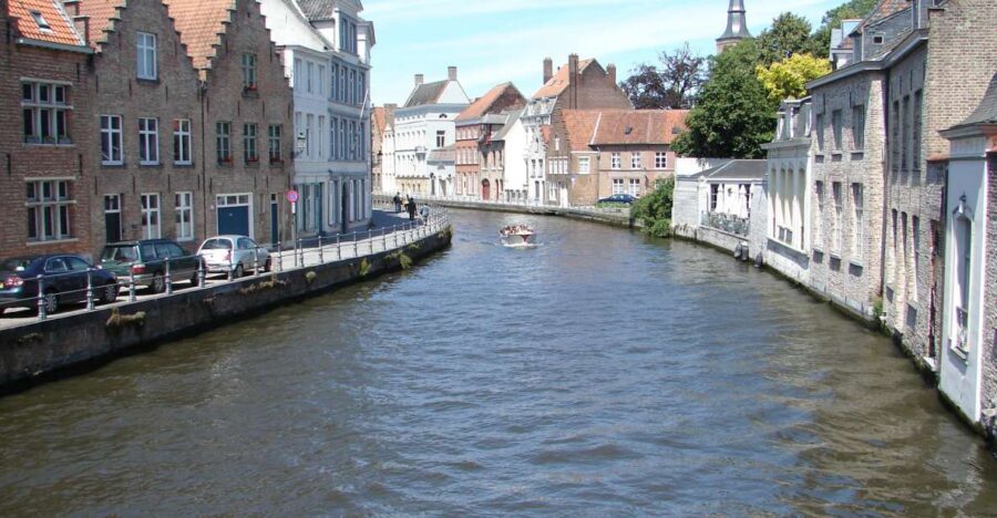 Bruges Private 2-Hour Walking Tour - What the Tour Includes and What it Doesn’t