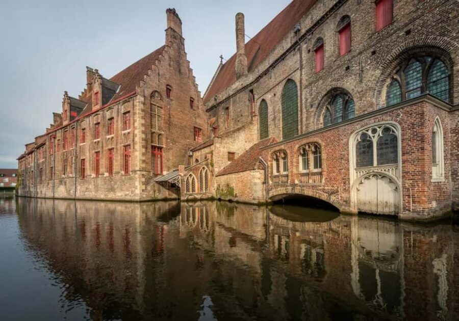 Bruges: Ticket Museum Sint-Janshospitaal - FAQ