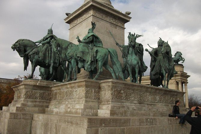 Budapest Historical and Cultural Grand Driving Tour - The Sum Up