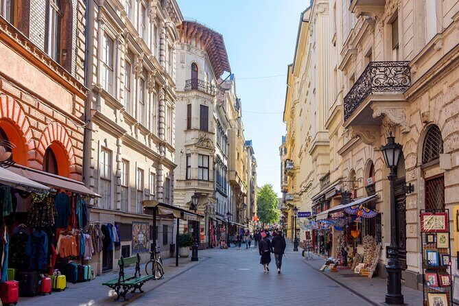 Budapest Old Town and Top Attractions Private Walking Tour - Authentic Insights from Participants