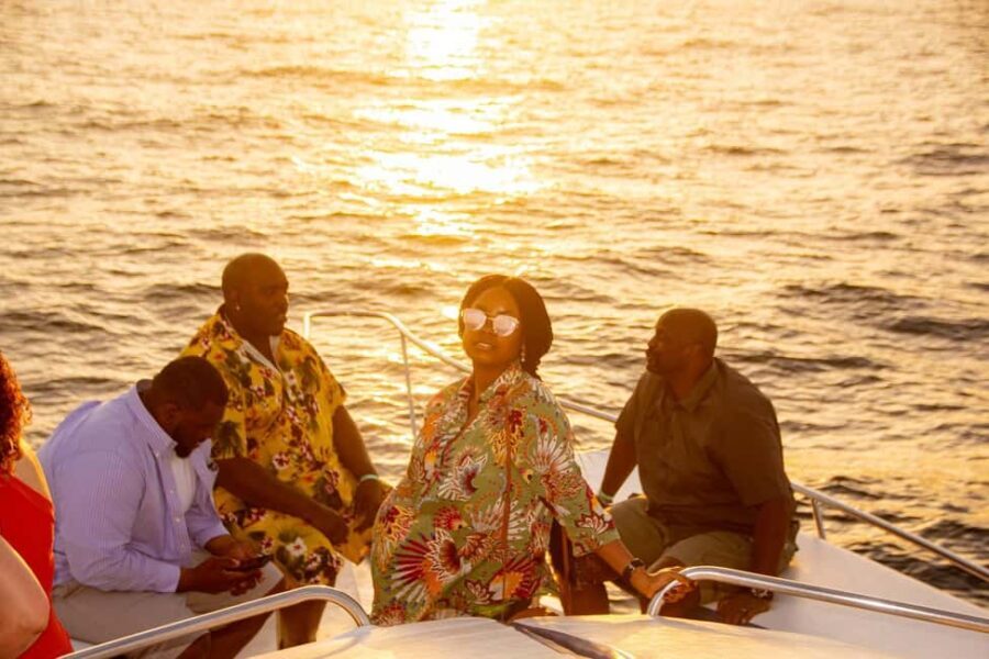 Cabo San Lucas: Sunset Cruise Experience - Who Should Consider This Cruise?