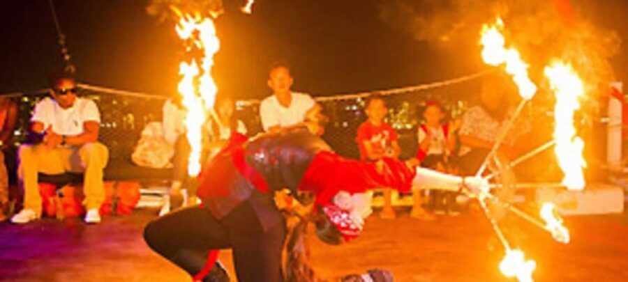 Cabo San Lucas: Sunset Dinner on a Pirate Boat - What Makes This Tour Stand Out?
