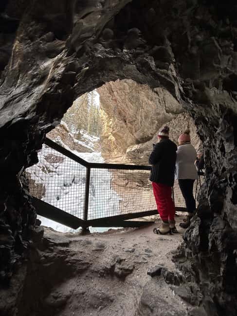 Calgary/Canmore/Banff: BEST of BANFF with LAKES Group Tour - What Makes This Tour Stand Out