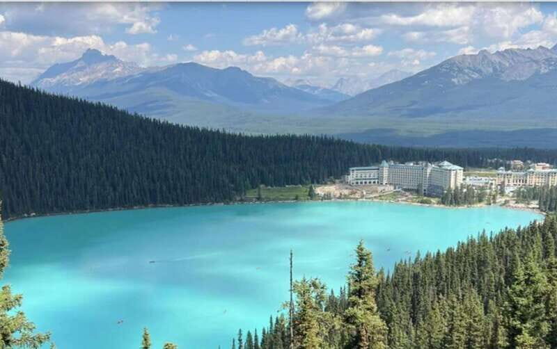 Calgary/Canmore: Lake Louise, Moraine Lake, & Banff Day Tour - Exploring Banff National Park
