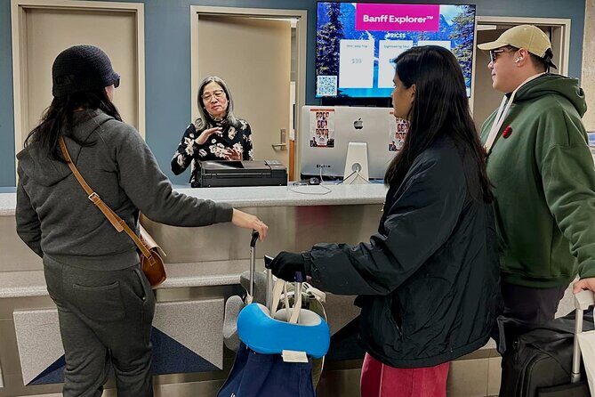 Calgary YYC Airport: Affordable Shared Shuttle to Banff & Canmore - Itinerary Breakdown and Stops