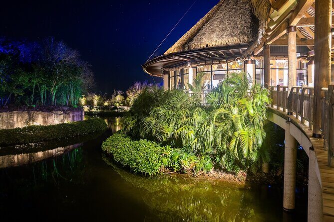 Cancún by Night: Private Custom tour - In-Depth Look at the Experience