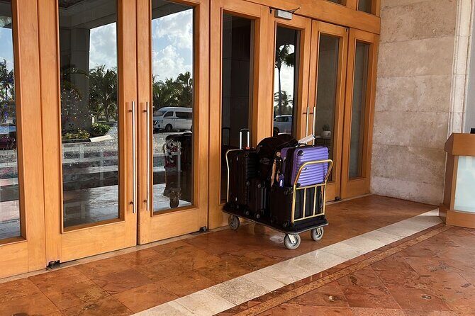 Cancun Int.Airport to JW Marriott 1-3 passengers ROUNDTRIP - What to Expect During Pickup and Drop-off