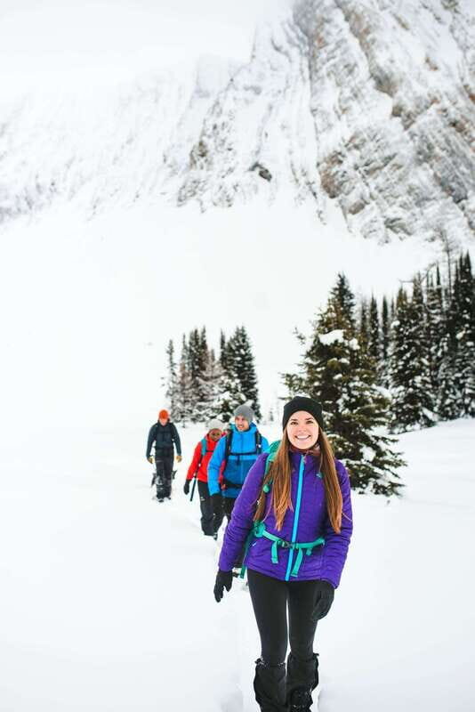 Canmore: The Winter Wonderland Hiking Tour + Transportation - Meeting Point and Logistics