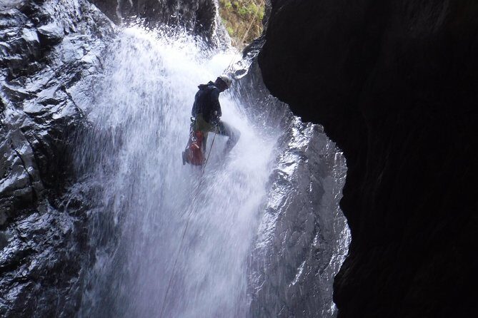 Canyoning at the foot of Etna - Equipment and Safety