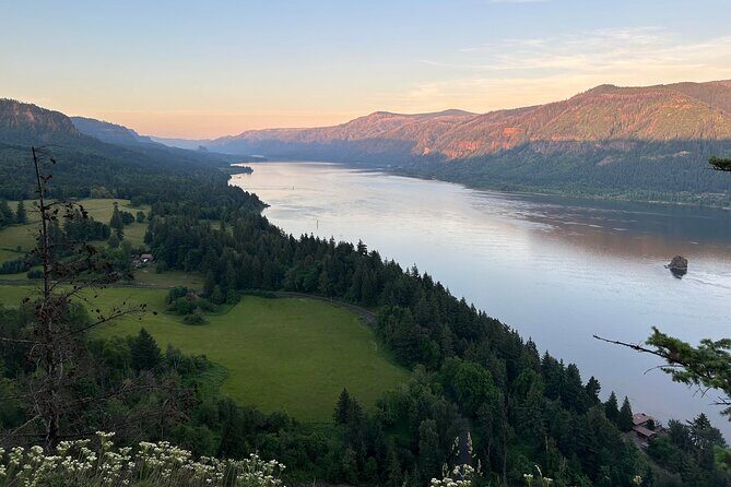 Capture your Oregon Adventures in a Magical Place - Why This Tour Might Be Right for You