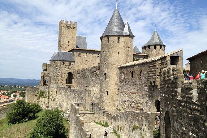 Carcassonne: Secrets of the Castle's Defense Self-Guided Tour - What Makes This Tour Stand Out