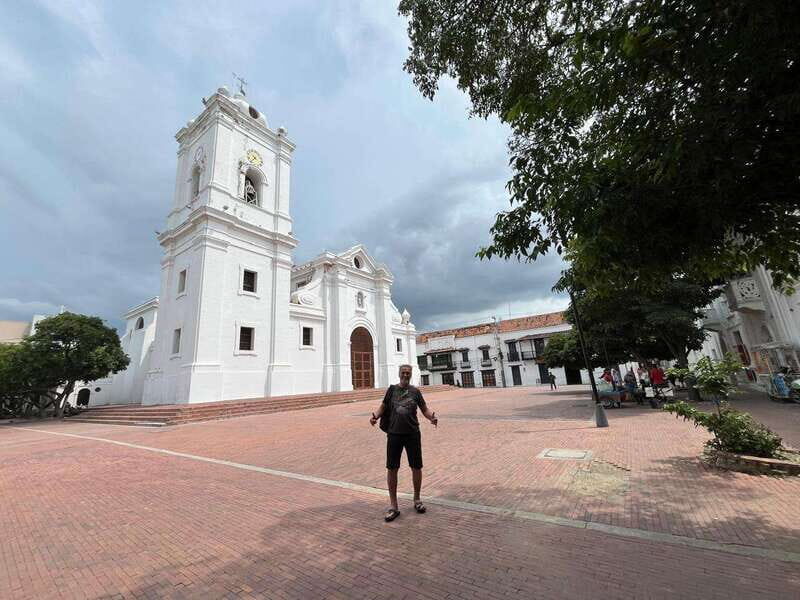 Cartagena: Barranquilla and Santa Marta BILINGUAL GUIDE - What’s Included and How Is the Day Structured?