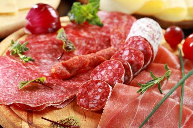 Castel Gandolfo Kayak Tour with Wine and Food Tasting - The Guides and Logistics