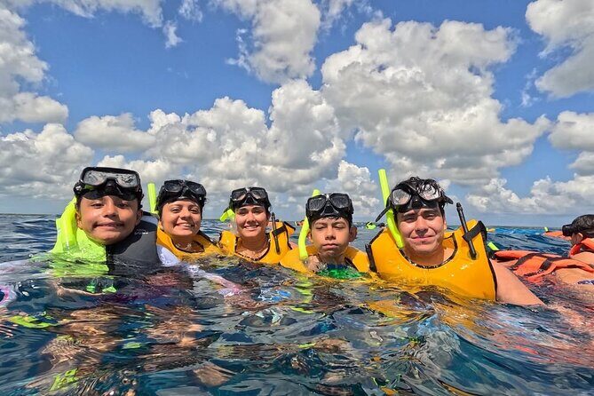 Catamaran in Cozumel with snorkeling at El Cielo and open Bar - Who Will Love This Tour?