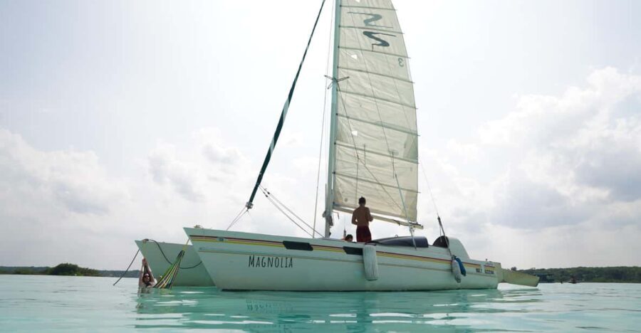 Catamaran Sailing Experience at Bacalar Lagoon. - Authentic Experiences and Honest Reflections