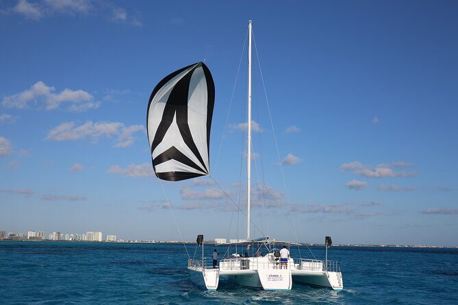 Catamaran to Isla Mujeres Snorkeling, Beach Club and Lunch Tour - Who Will Love This Tour?