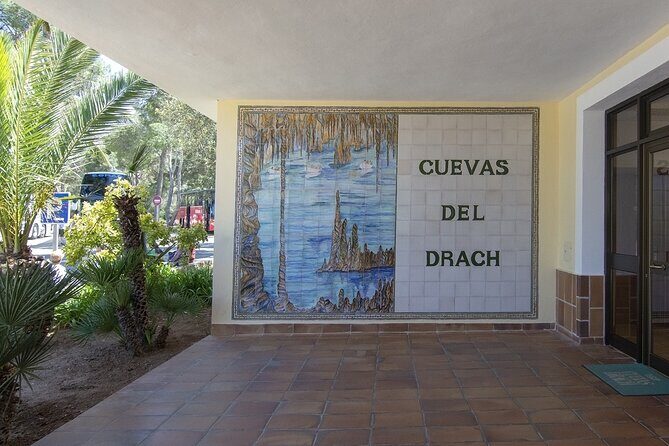 Caves Drach Boat Trip from Alcudia with Return Bus and Tickets - Transportation, Group Size, and Practicalities