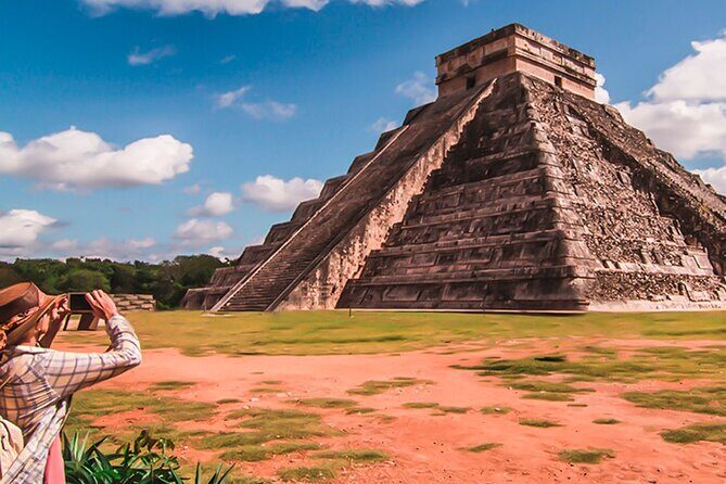 Cenote Hubiku & Ikkil Swim and Chichen Itza Tour from Tulum City - Practical Details and What to Expect