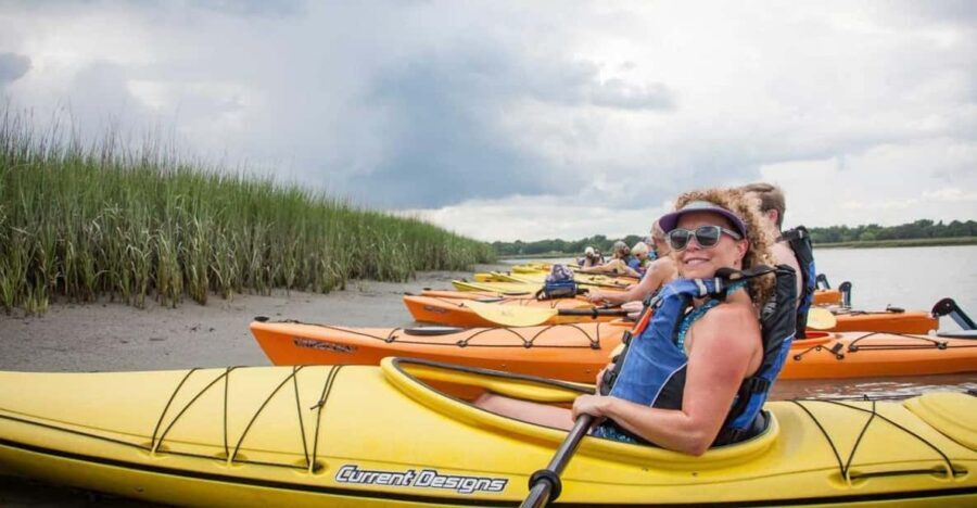 Charleston: Guided 2hr. Kayak Tour with a Tandem or Single - Exploring Charleston from the Water: What to Expect