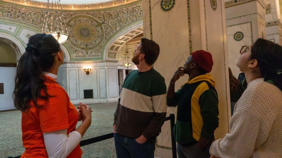 Chicago Loop: Art, Skyscrapers, Millennium Park & "The Bean" - What’s Included and What’s Not