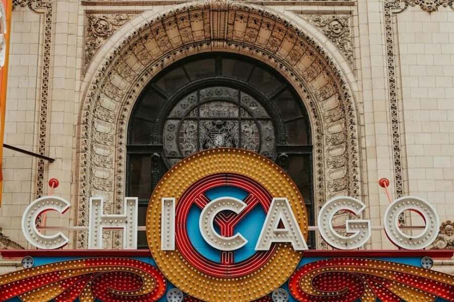 Chicago:Jewish History Landmarks Private Guided Walking Tour - The Value of a Private Guided Tour